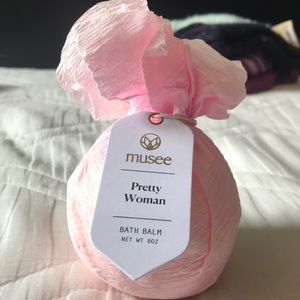 💥FREE💥Musee bath balm 8oz